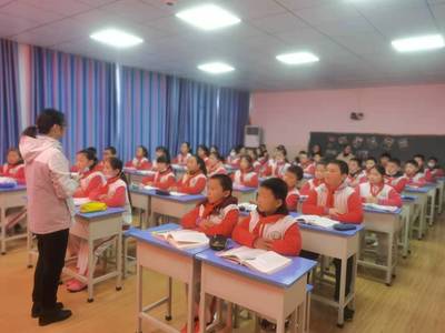 结对共建促成长,研课磨课凝智慧---记丰安小学结对共建之区小语优质课研课磨课活动