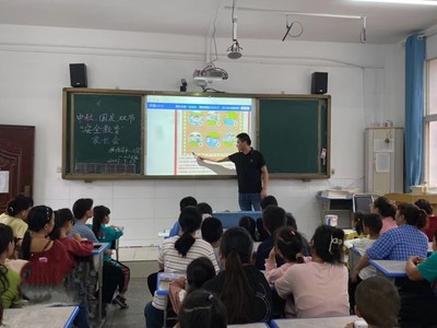 金安区横塘岗乡中心小学召开2023年秋学期家长会