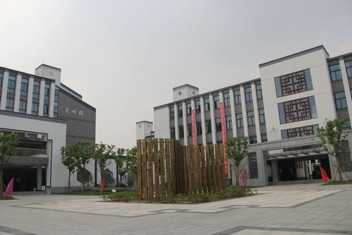 两所特色育人的乡镇小学——张家港市塘市小学与丹阳市横塘中心小学